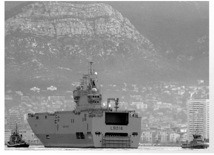 Arrivée du Tonnerre dans le port militaire de Toulon